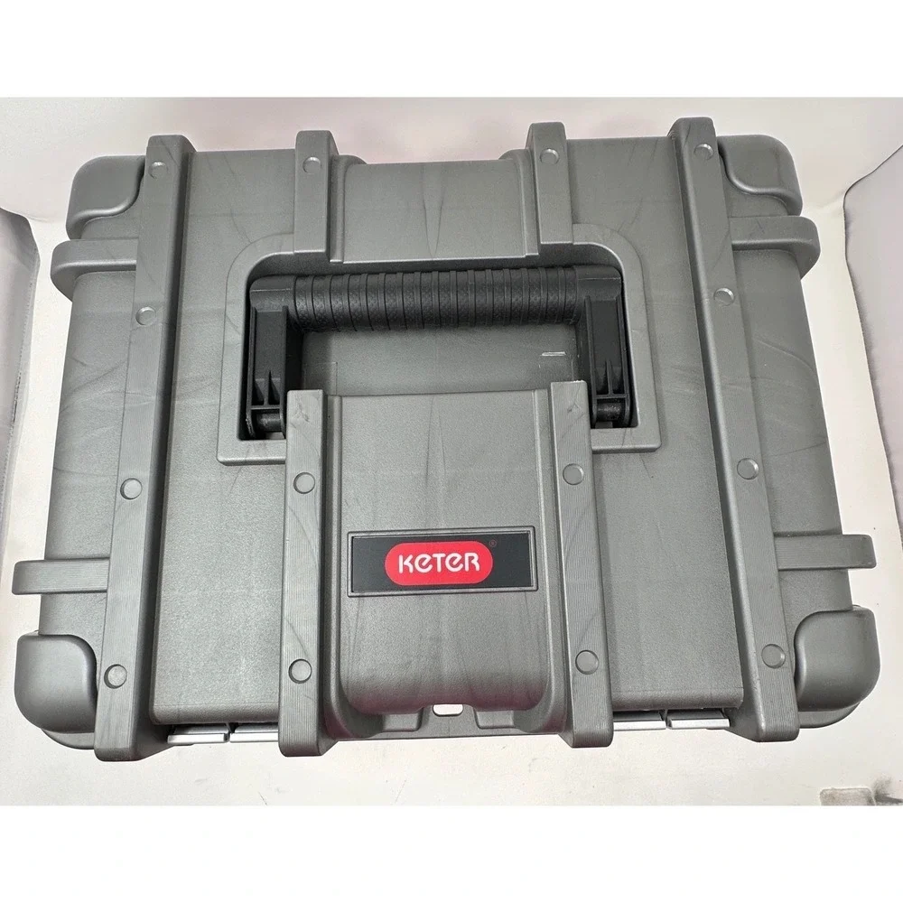 Keter Heavy Duty Plastic Tool Box Red Gray Metal Latches Portable 16 Inch Case